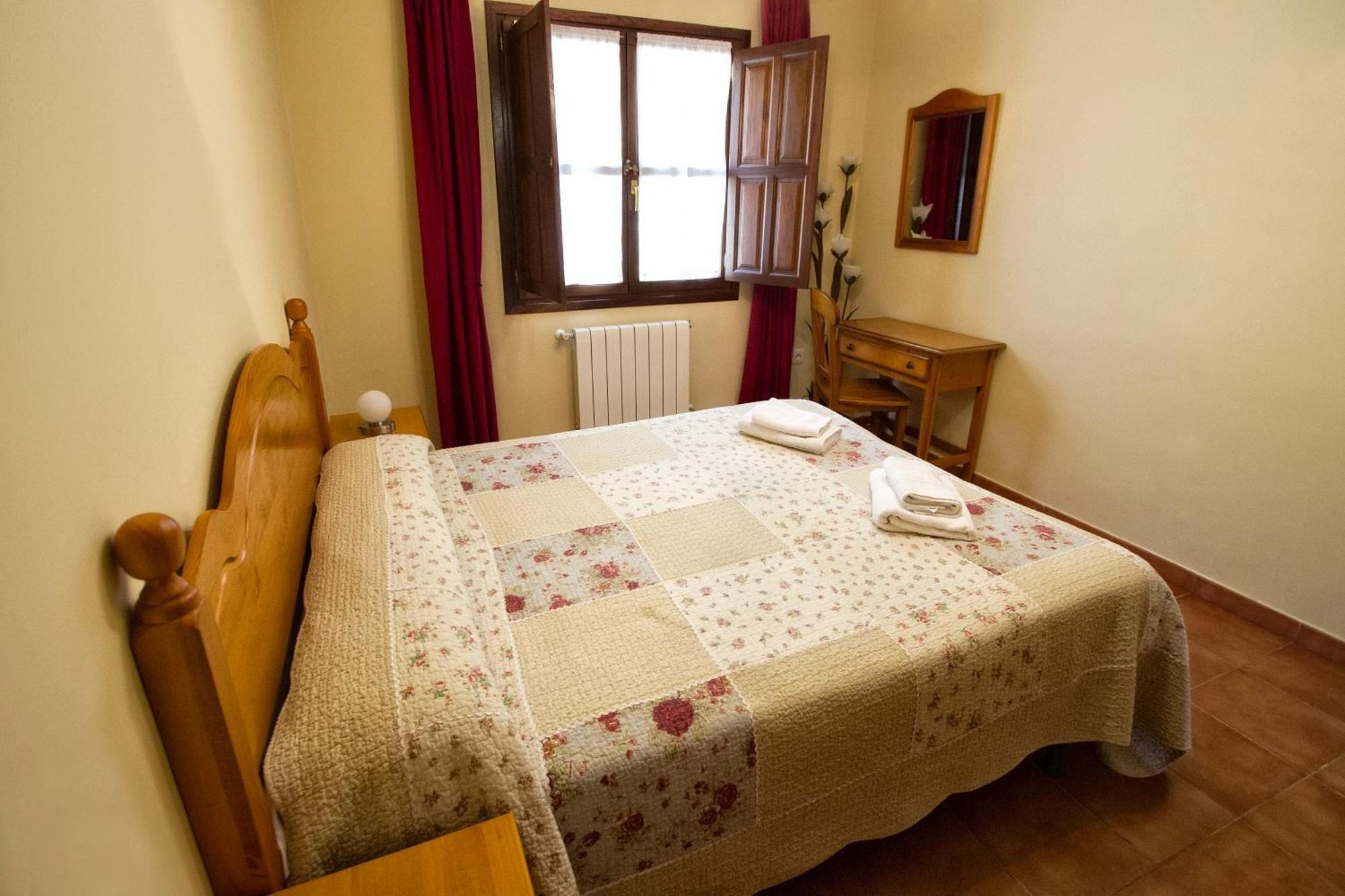 Apartamentos Camin De Pelayo Las Rozas الغرفة الصورة